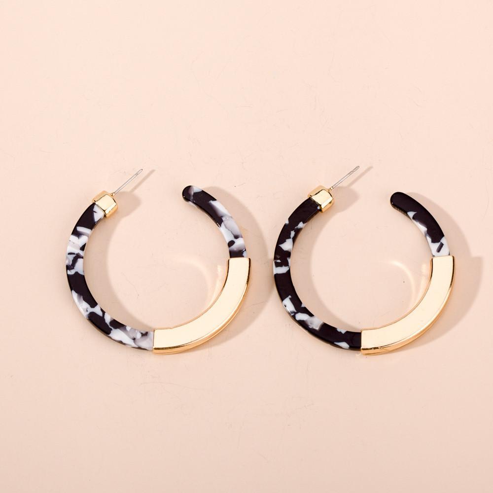 Elegant Geometric Black And White Patterned C-shaped Earrings For Trendy Street Style