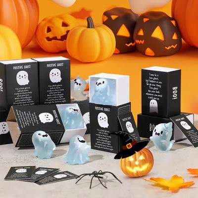 Halloweenská mini pryskyřičná miniatura ducha, svítící ve tmě, roztomilá malá ozdoba ducha, překvapivá hračka pro zahradní vílí doplňky