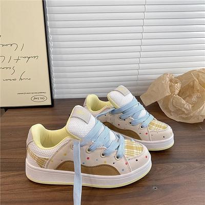 2024 Korean Version Design Fashionable Versatile Casual Board Shoes Autumn Dopamine Outer Wear Niche Couple Bread Shoes Women