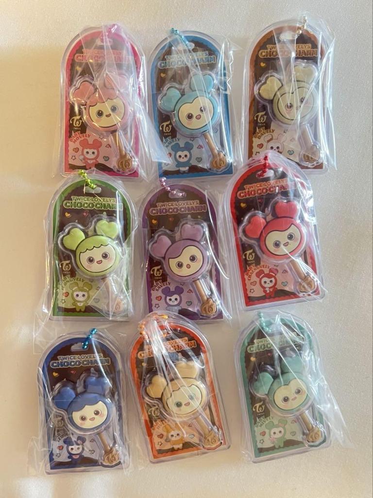 [USED] TWICE LOVELYS Chocolate Covered Cookies & Charms Complete Set of 9