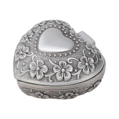 Heart Shaped Jewelry Box Retro Flower Carving Pattern Heart Shaped Metal Jewelry Box for Jewelry