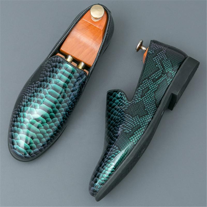 

Тренд Новые мужские туфли кэжуал из змеиной лакированной кожи Мужские лоферы слипоны Свадебная обувь для выпускного вечера Zapatos Hombre 38