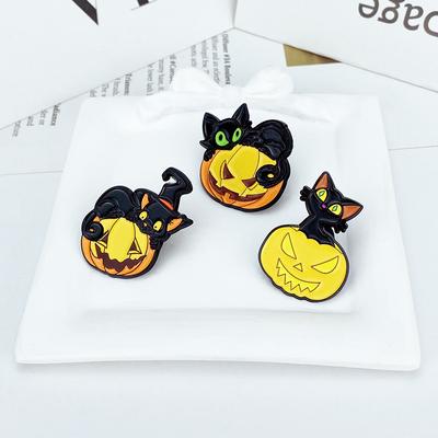 1pcs Creative Pumpkin Black Cat Shaped Brooch Halloween Peripheral Painted Alloy Badge Fashion Versatile Clothing Bag Brooch