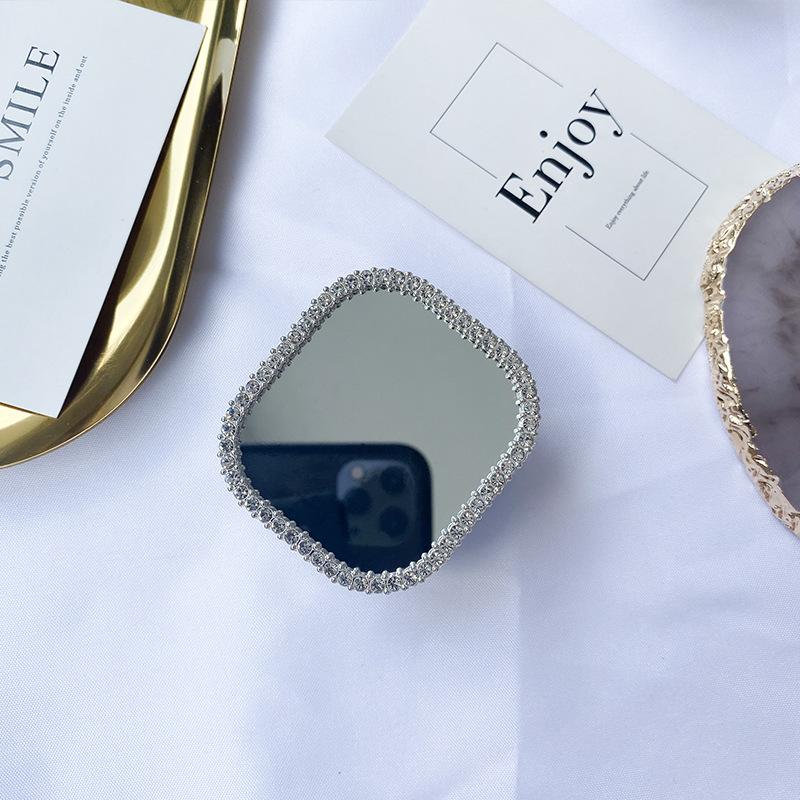 

Wind-Inlaid Diamond Love Mirror Airbag Bracket, Paste-Type Telescopic Mobile Phone Bracket, Desktop Lazy Bracket