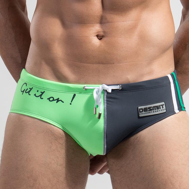Men's Speedos, Low Waist, Color Matching Tether Beach Speedos
