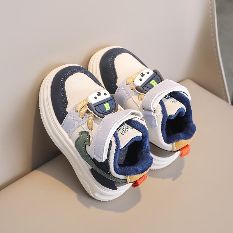 

2025 зима кожаная поверхность флисовый флис теплые спортивные туфли кожаная поверхность нескользящая мягкая подошва 1-3 года мальчики и девочки два хлопка студенты 21-25 5 pairs with one hand синий