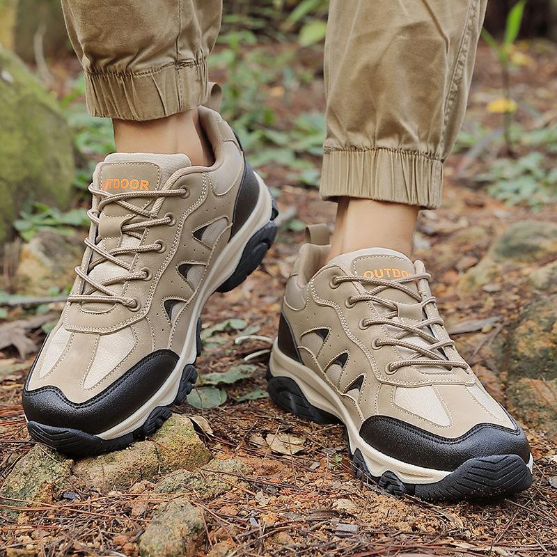 Hiking Shoes Extra Large Size 2025 Four Seasons Men's Shoes Outdoor Popular Walking Shoes Mesh Sneakers Breathable and Lightweight