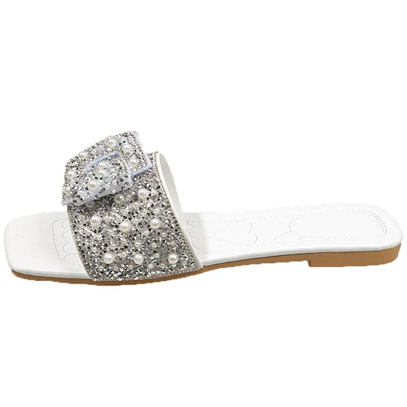 Internet celebrity slippers women wear 2025 summer new rhinestone bow large size beach with skirt one word cool slippers