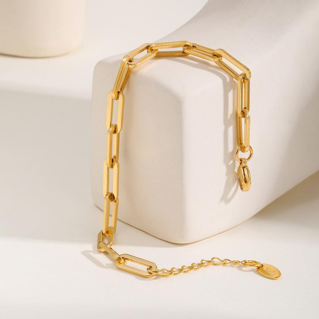 Stainless Steel Bracelets Vintage Styling Design Simple And Delicate Premium Bracelets For Women Jewelry Trending Products Gifts