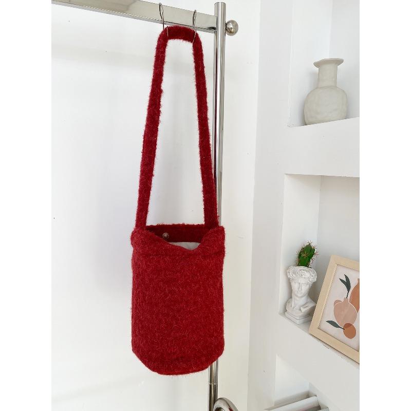 Autumn and Winter Soft Waxy Plush Bucket Bag Retro Versatile Messenger Bag Simplicity Large Capacity Shoulder Bag Women