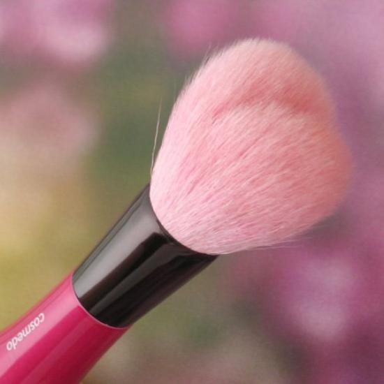 Takumi no Kumano Brush Face Stand Type Keshōfude Cosme-dō Heart-shaped Brush, (H-016SD)