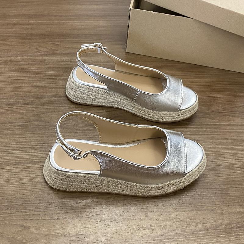 

Huge easy to wear straw woven open-toed sandals women s summer retro heightened thick-soled wedge heel one-word buckle with round head Roman sandals 36 срібний