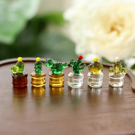 Miniatur Kaktus Figur aus Kunstkristall Handgeblasenes Glas Topfpflanze Ornament für Zuhause Büro Schreibtisch Tischplatte Auto Innenraum Armaturenbrett Dekoration
