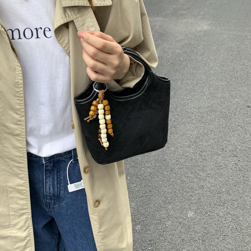 Rhombus hand bag women's 2025 new autumn and winter popular high-end suede shoulder bag crossbody bucket bag