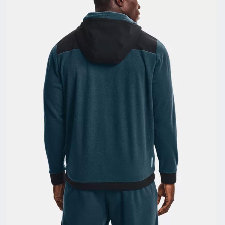 Under Armour Pánská fleecová bunda s kapucí a zapínáním na zip Rush Series Svrchní oblečení Světle šedá Modrá 1366178-413