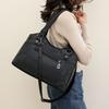 Women's Bag Fashionable Crossbody Hand-held Tote, Commuting Simple Temperament Shoulder Bag