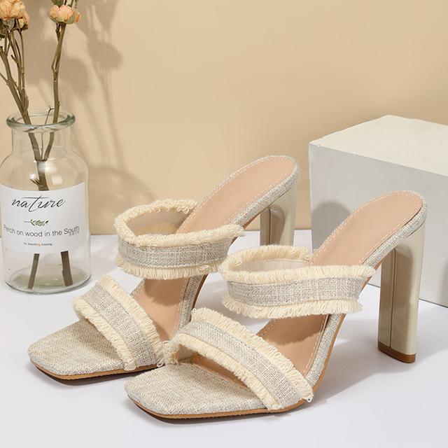 Nová móda Čtvercové vysoké podpatky Muly Dámské pantofle Letní Zelená Netkaná Dámské sandály Otevřená špička Nazouvací boty
