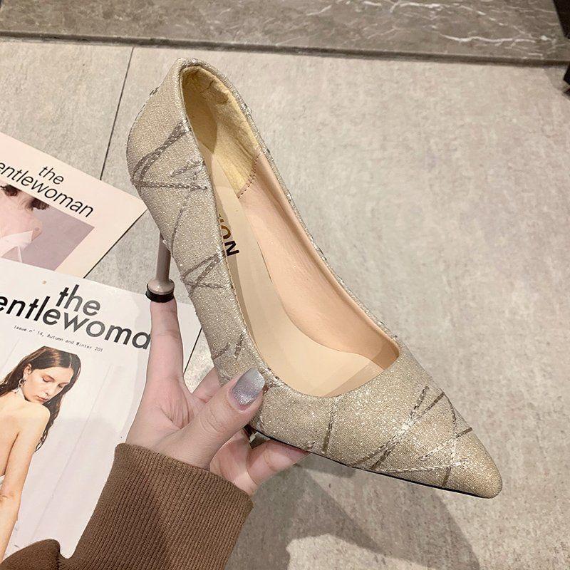 Französische schwarze High Heels, Weiblichkeit, gesteigertes Gefühl für Oberbekleidung, dünne Absätze, vielseitige Einzel-Schuhe für Prominente, Frühjahr 2025 neu