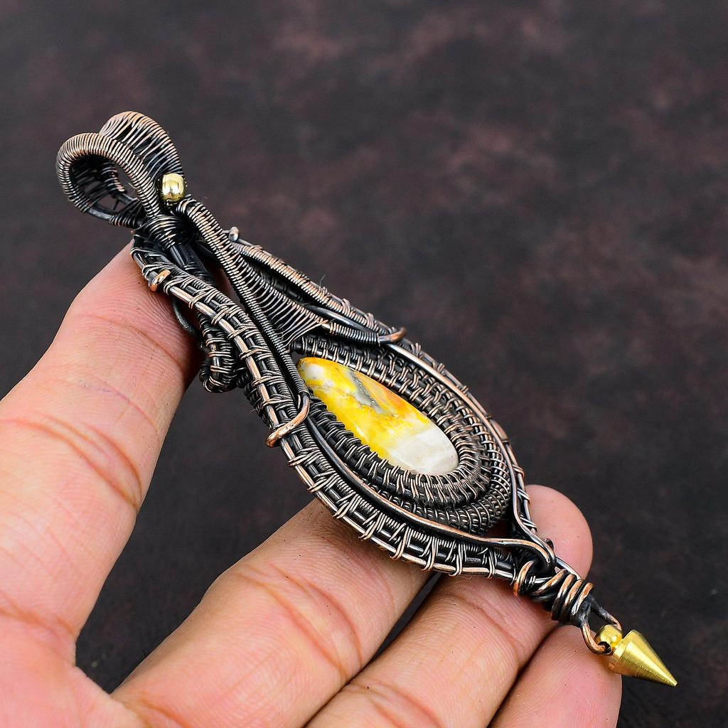 Bumble Bee Jaspis Hänge Koppartråd Lindad Ädelstenshänge Kopparsmycken Helt Nytt Hänge Handgjort Hänge Trådlindade Smycken För Gåva