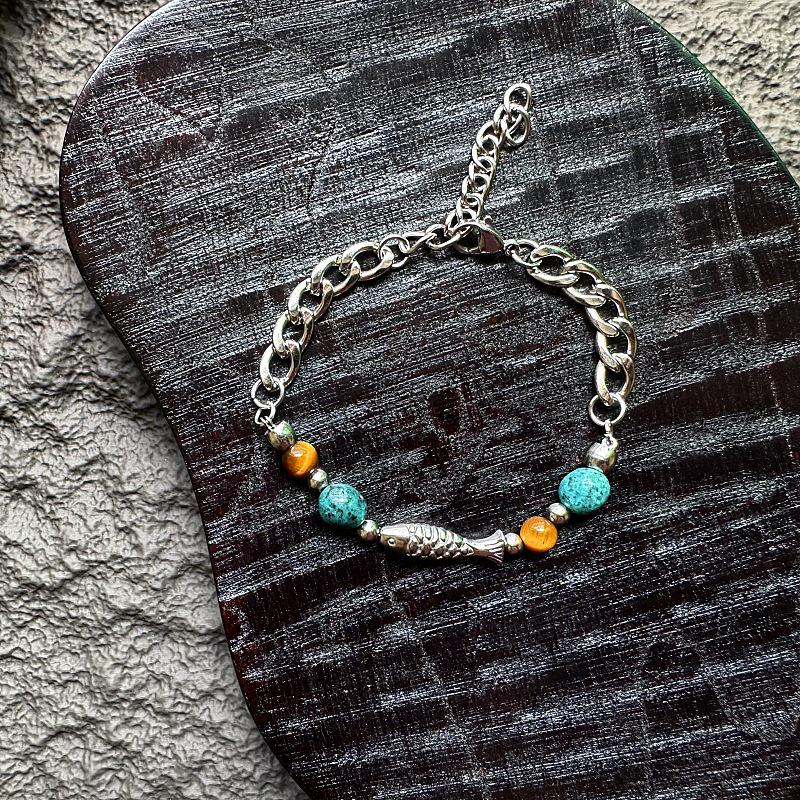 Gaga Autumn Silver Fish Bracelet: Retro Chinese Tide Design