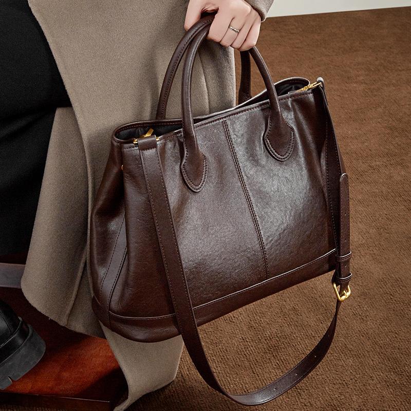 Real Leather Handbag - Large Capacity Women's Bag, Fashionable Shoulder Bag, High-end Tote Bag