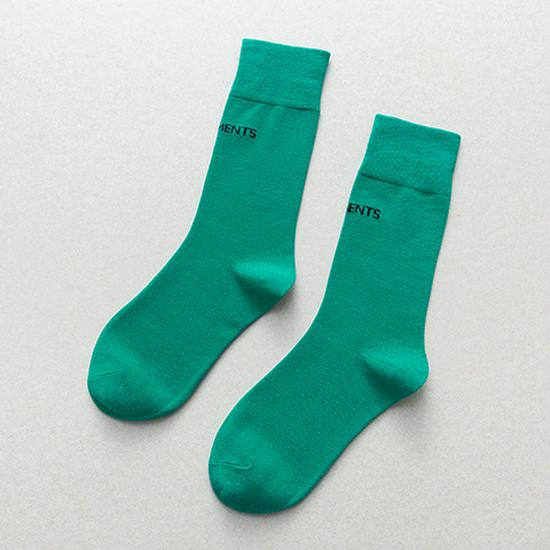 Zhuji Women's Korean Style Letter Print Mid-Calf Socks - Trendy College-Style for Spring and Autumn