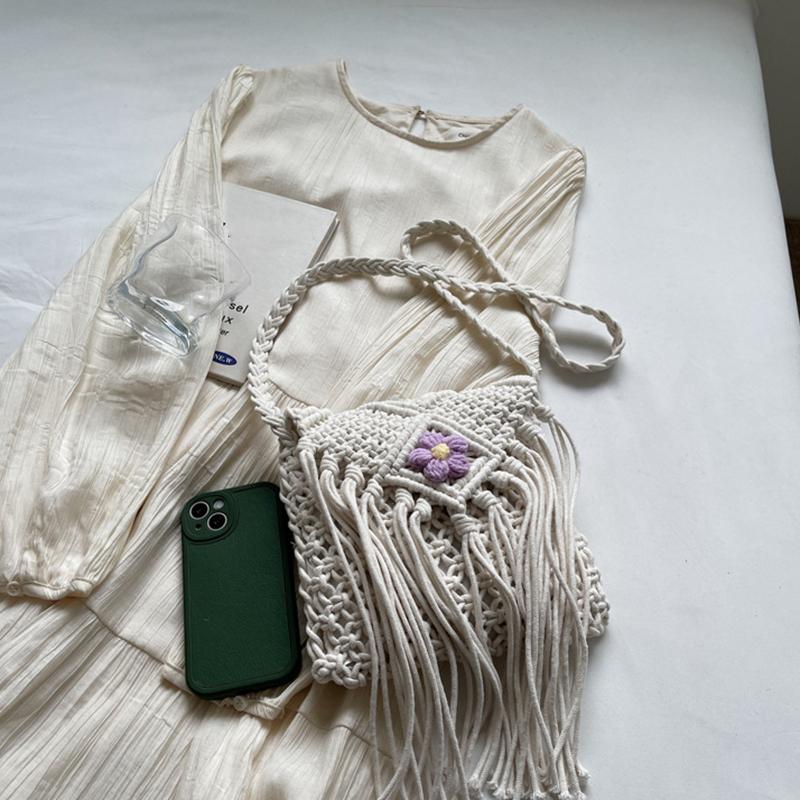 New Straw Floral Decor Bag Bohemian Tassel Beach Bag Women Crochet Fringed Crossbody Ultralight Shoulder Bag
