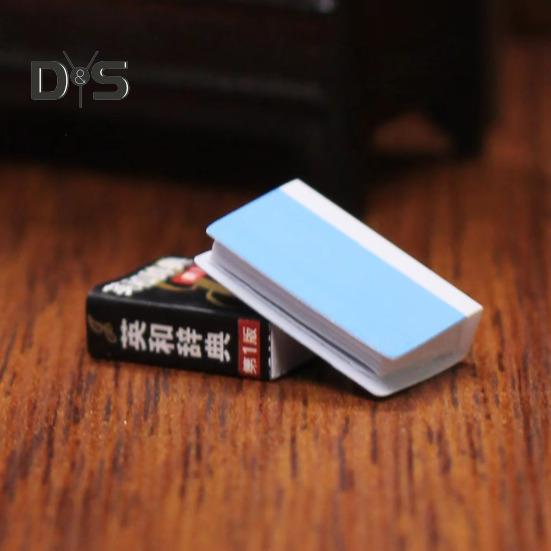 1:12 1:Miniatur-Puppenhauszubehör im Maßstab 6, Miniatur-Hut- und Garderobenständer, Bücher-Kleiderbügel-Set, kleine Sachen für das Puppenhaus-Schlafzimmer