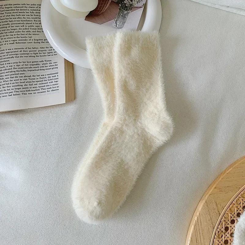 Women Mink Velvet Candy Color Socks Soft Super Elastic Velvet Thicken Warm Plush Winter Autumn Floor Fleece Mid-tube Stocking