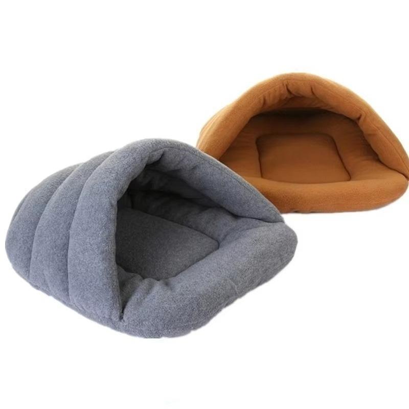 Pet Dog Cave Bed Thick Fleece Warm Soft Slipper Shape Beds Puppy Cats Tent Sleeping Mats Winter Pets Indoor Triangle Nest