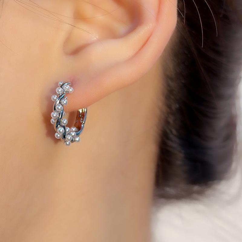 Korean Vintage Pearl Luxurious Ear Cuffs