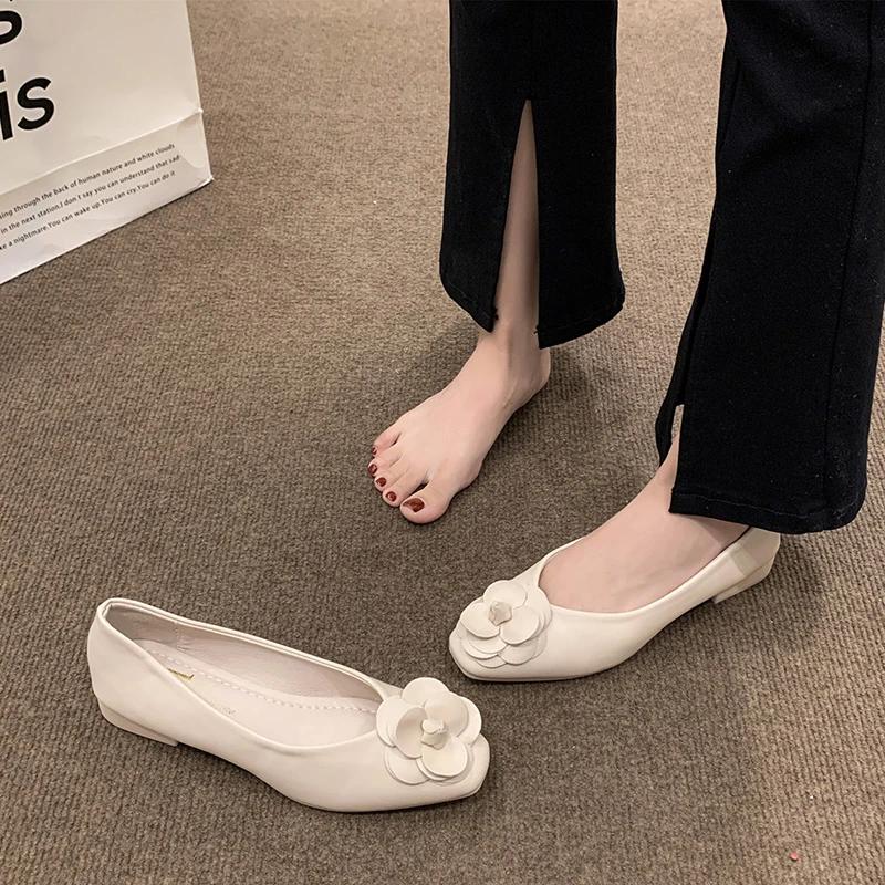 Fashion 2024 New Solid Color Hot Selling Square Toe Camellia Flat Shoes Women's Comfortable Soft Sole Shallow Mouth Casual Loafers