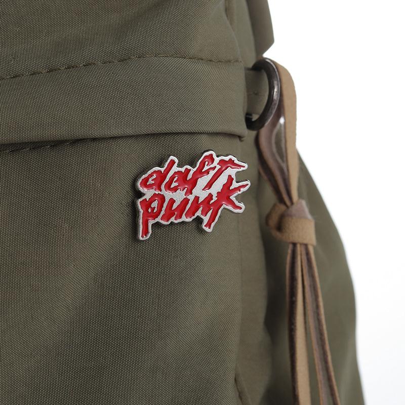 

Креативна сплавна брошка Креативні аксесуари Значок One Size червоний