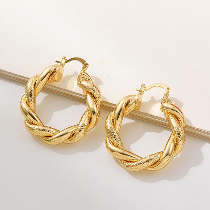 New Trendy Round Twisted Hoop Earrings for Women Vintage Gold Color Metal Geometric Large Earrings Statement Jewelry