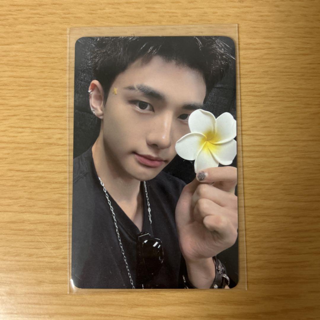 

[Б/У] straykids KARMA EVERLINE торговая карточка Хёнджин