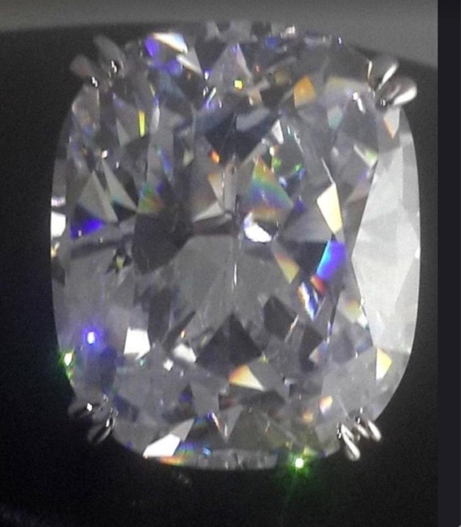 New White Square Diamond Ring: European & American Fashion, Women's Trendy Simple Design