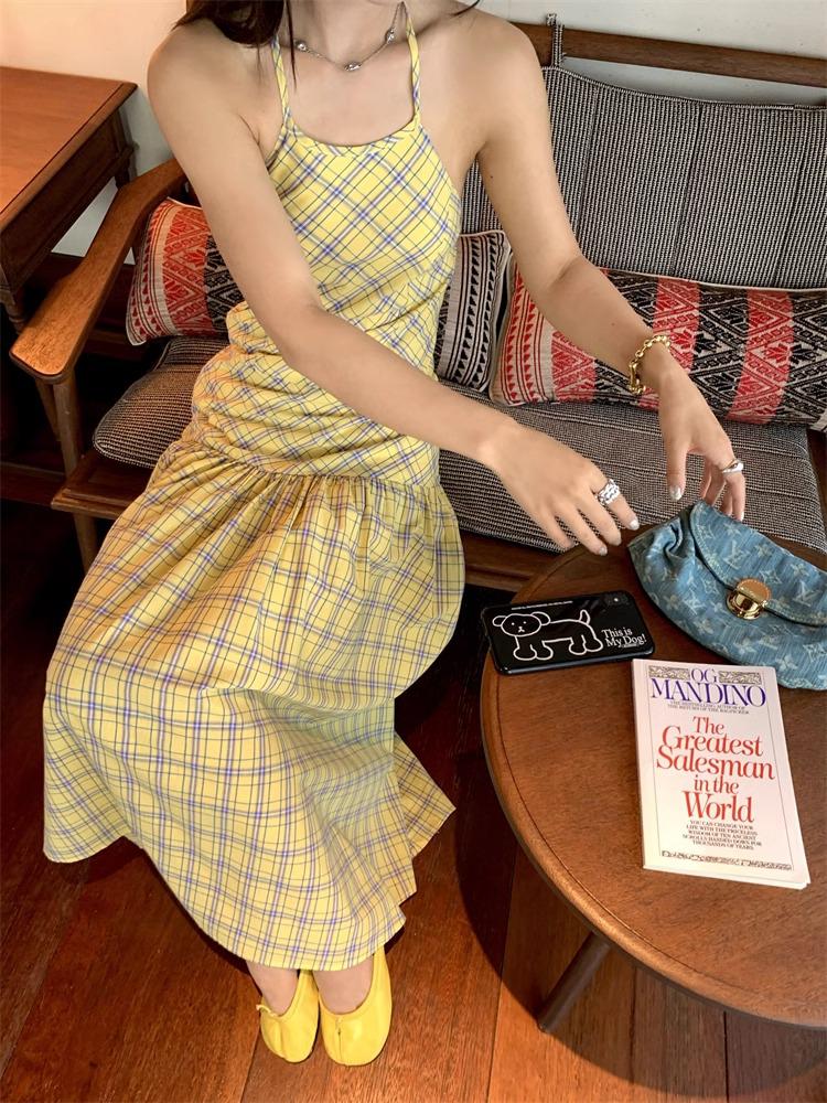 Damen Gelbes Karomuster Neckholder A-Linien Sommerkleid - Süß & Würzig, Dezenter Rückenausschnitt, Lange Länge