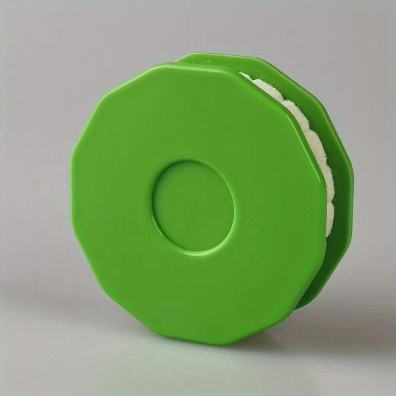 1pc Effortlessly Maintain Your Bike Chain With Our Portable Antirust Oiler Tool