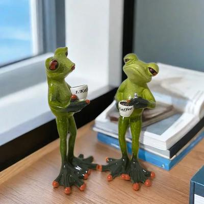Deko & Wohnaccessoires – Statuetten