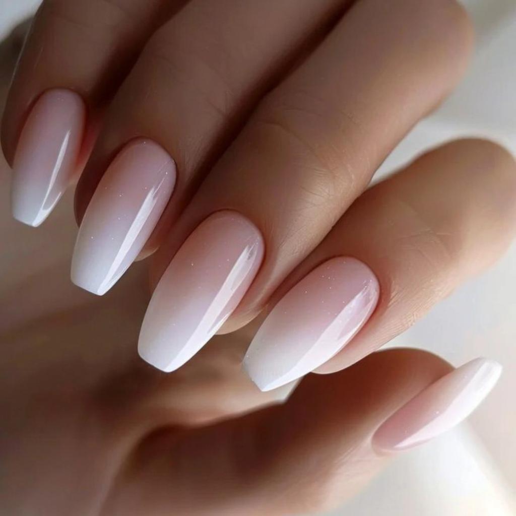 Press On Nails Ombre Glue On Nails Acrylic False Nails Kit Reusable Uv Finish Full Cover Stick On Nail for Women Gifts
