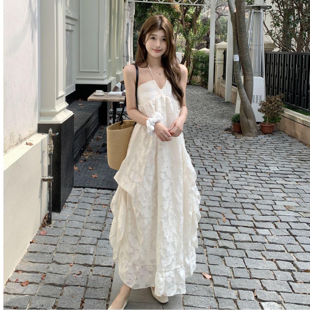 French Seaside Style Halter Neck Camisole Dress - Elegant Summer Backless Ruffle Maxi