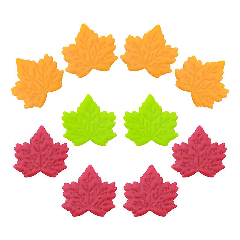 2Pcs Maple Leaf Fall Fashions Silicone Beads for DIY Keys Chain Loose Spacing Focal Beads Jewelry Making Necklaces Bracelets
