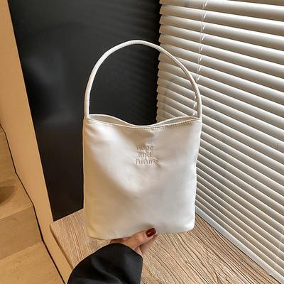 Nischendesign Achseltasche große Kapazität Bucket Tragetasche einfache Schultertasche Damen neue Mode Pendlertasche