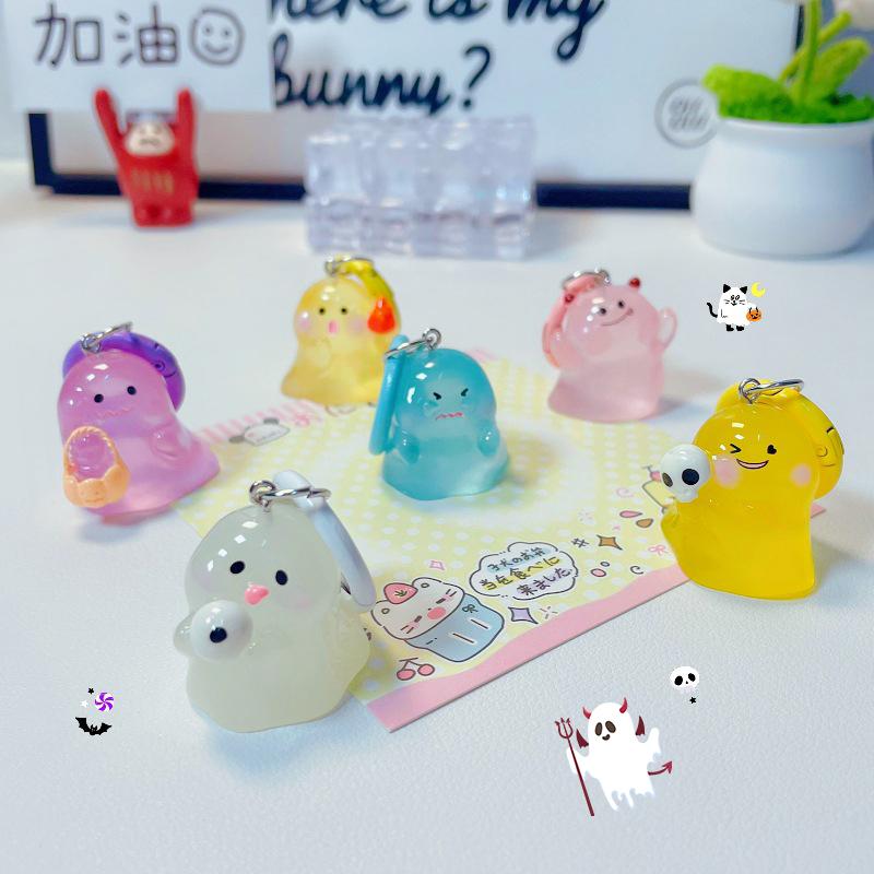 Cartoon Halloween Schlüsselanhänger Jelly Nachtlicht Geist Harz Desktop Deko Halloween Schlüsselanhänger Rucksack Requisiten Niedlich Mini Geist Geist