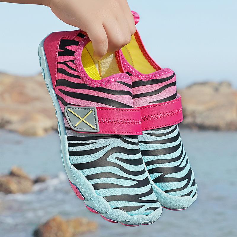 Children's indoor fitness swimming stream shoes outdoor mountaineering rock climbing quick-drying men's and women's five-finger shoes