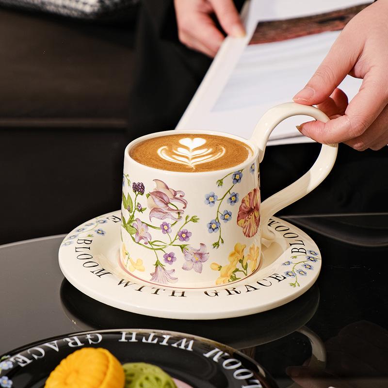 Ceramic luxury coffee cup with high aesthetic value, water cup for couples, afternoon tea mug
