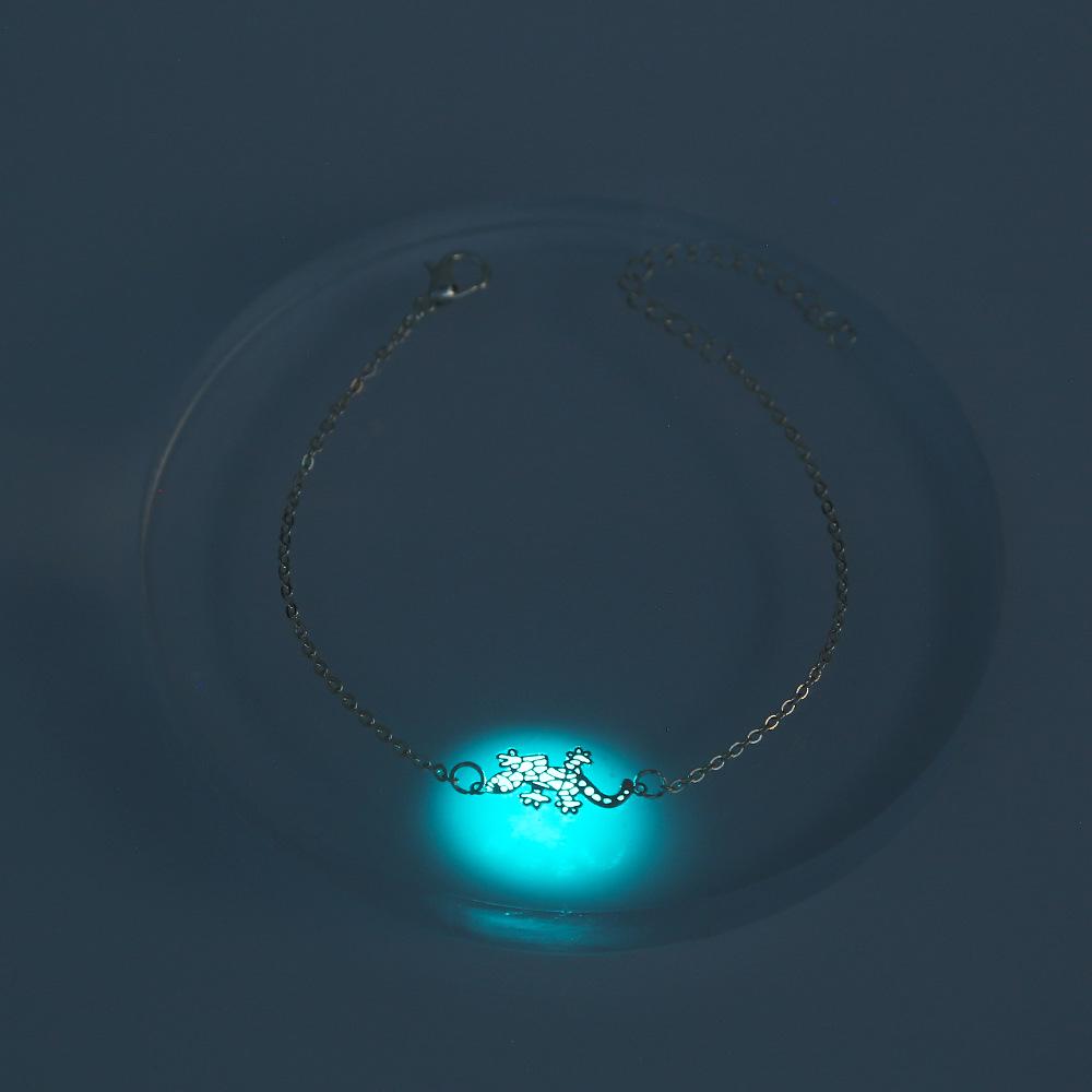 

Glow-in-the-Dark Luminous Gecko Bracelet – Unique Copper Jewelry for Women