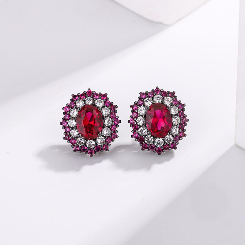 

Ювелирные изделия Медное основание Позолоченная Имитация Красного Корунда Набор из Черного Золота Женские 15 * 20-13 * 18