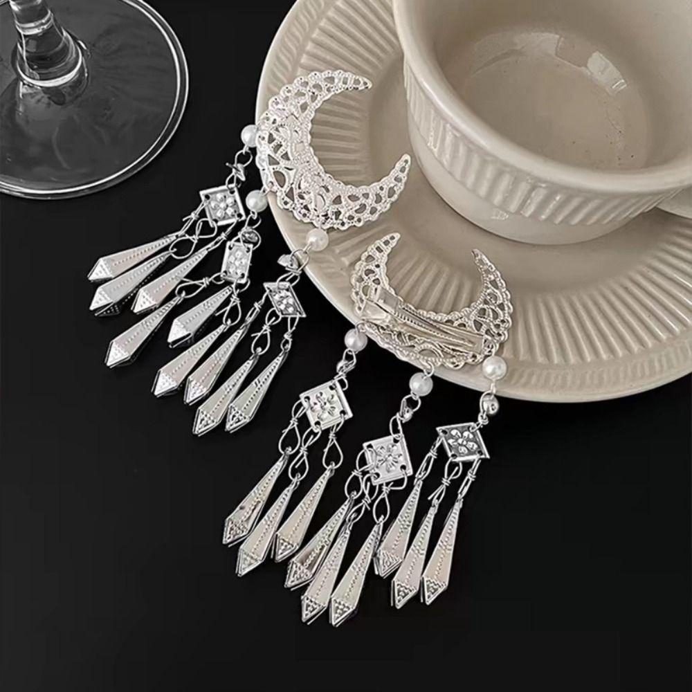 Metal Ethnic Style Headwear crescent moon Hanfu Hair Clip Crescent Shape Tassel Hairpin  For Girl