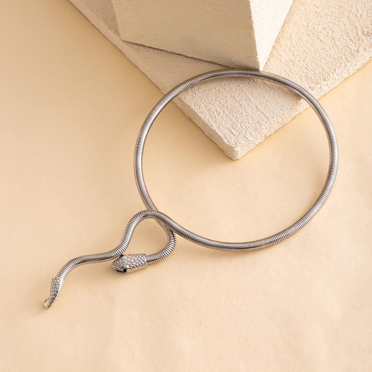 

Модное ожерелье для женских украшений серебряный